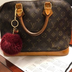 Meet your Posher, Toyya